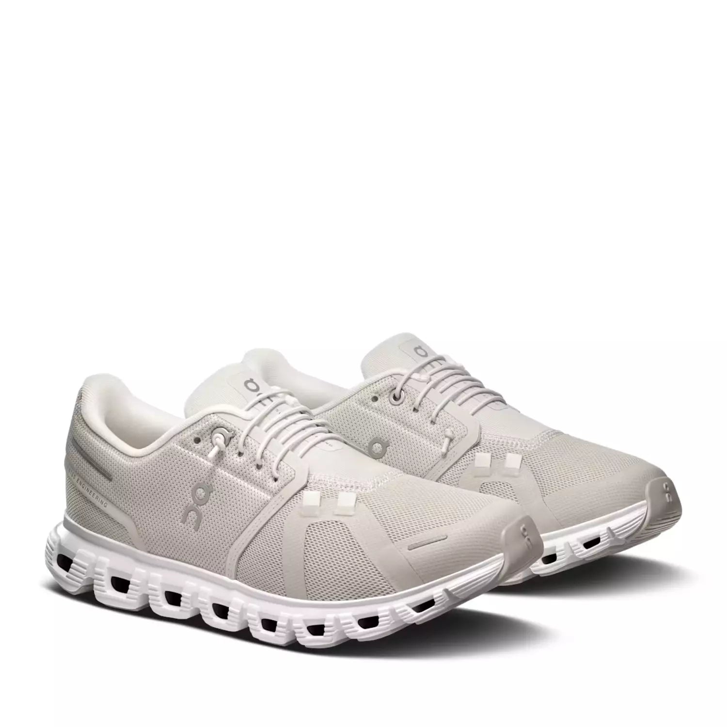 On Running Cloud 6 Pearl White