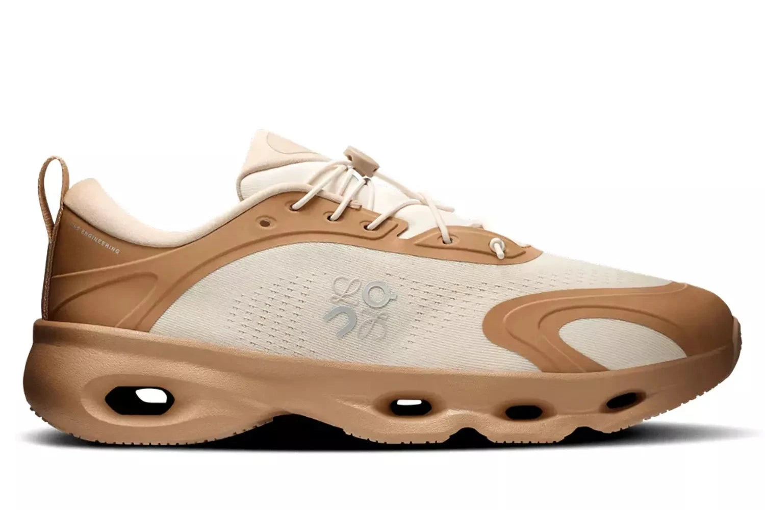 On Running Cloudsolo Loewe Dark Sand Cream Bege