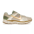 Nike Vomero 5 - Sail Laser Orange Metals Olive