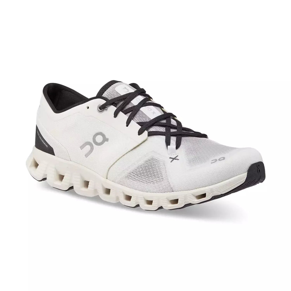 On Running Cloud X 3 White Black