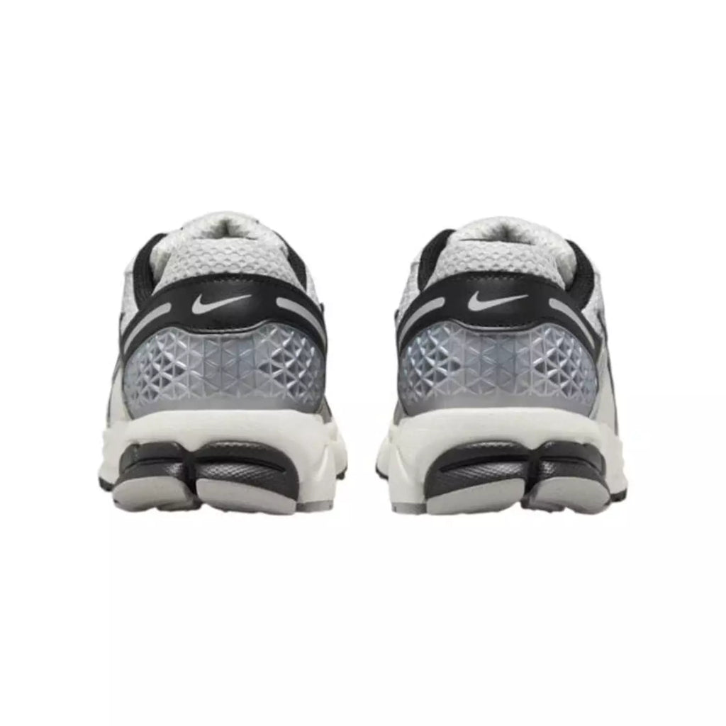 Nike Zoom Vomero 5 – Photon Dust Black
