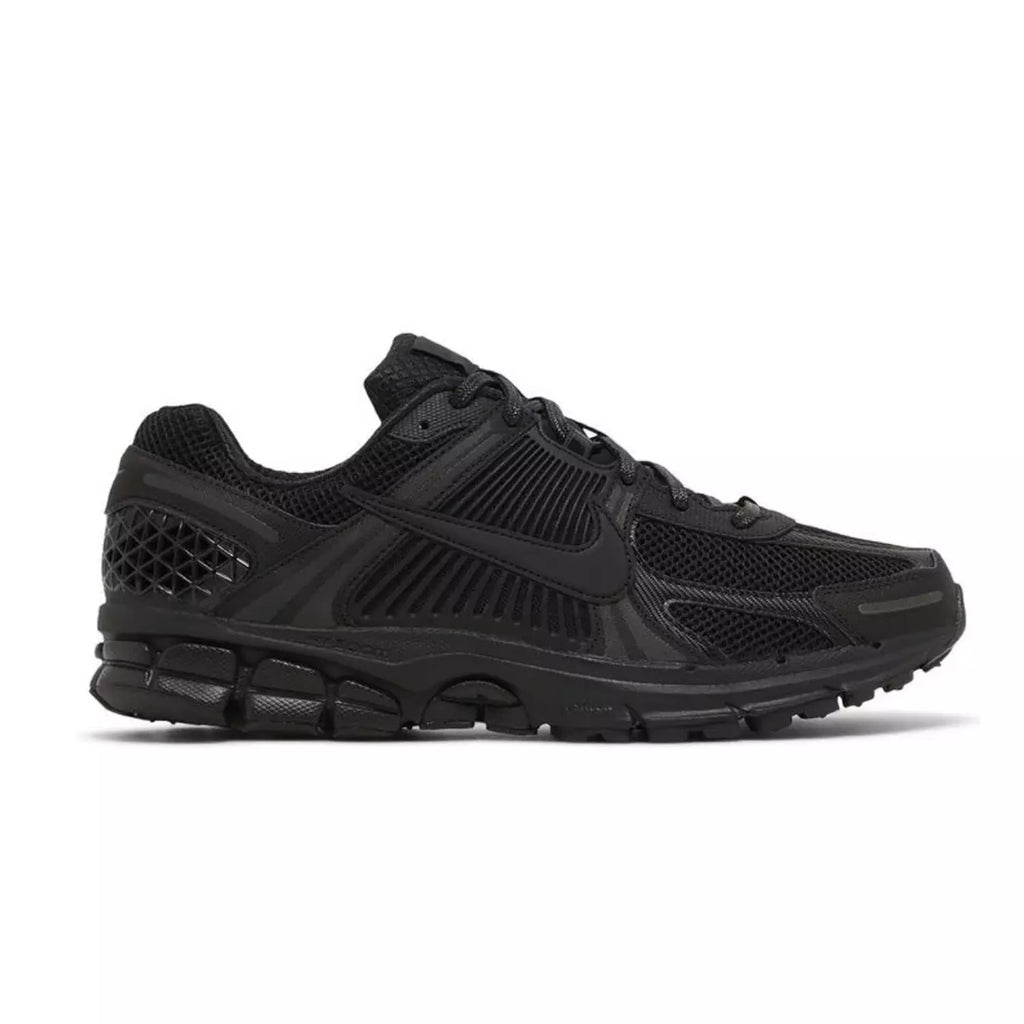 Nike Air Zoom Vomero 5 'Triple Black'