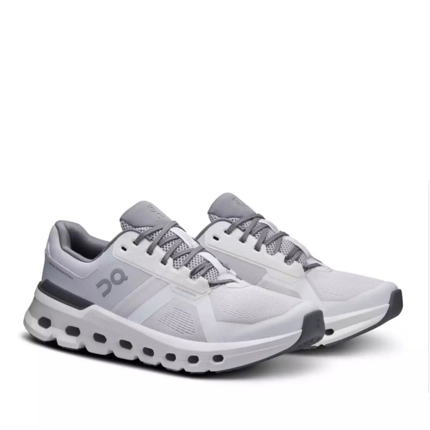 On Running Cloudnova White / Glacier