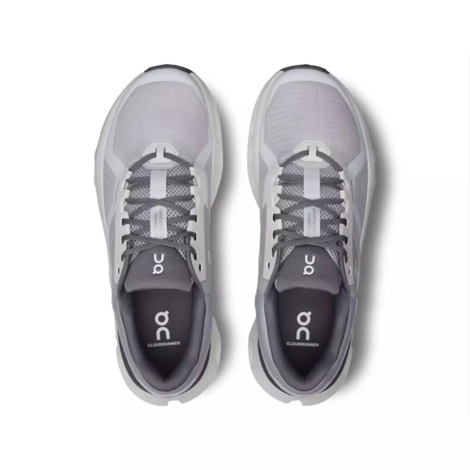 On Running Cloudnova White / Glacier