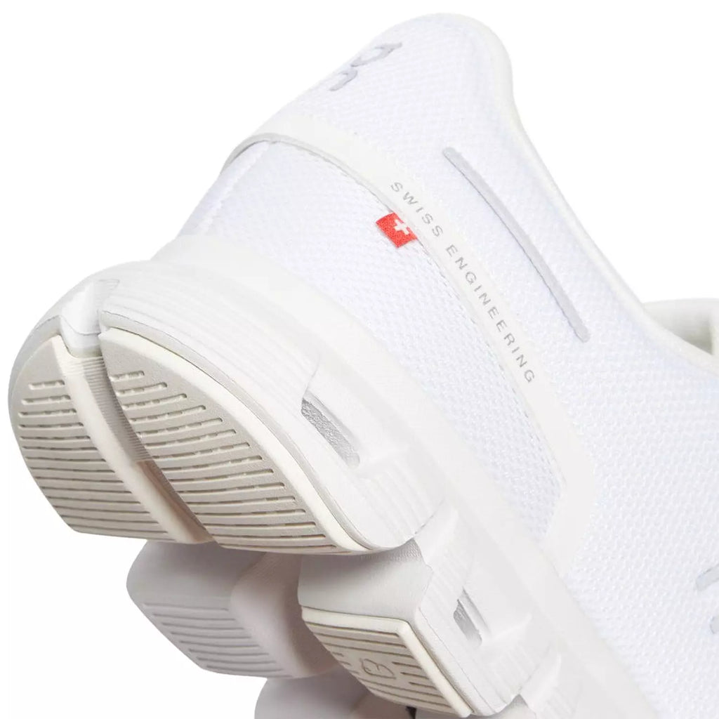 On Running Cloud5 - All White