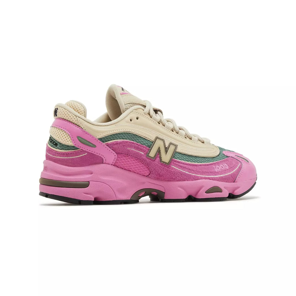 New Balance 1000 - Real Pink / Sandstone