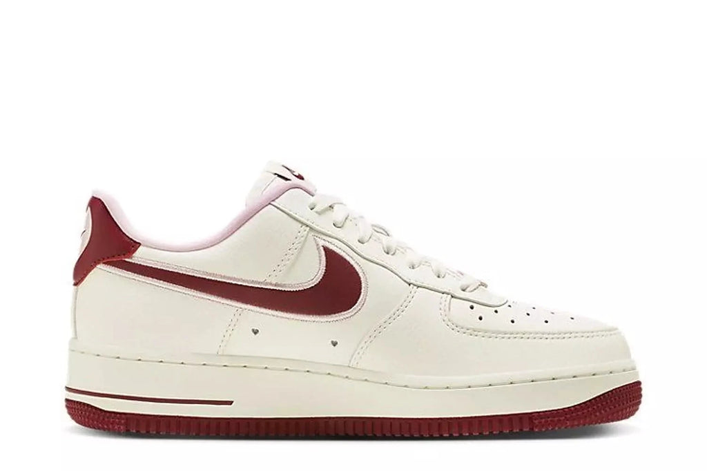 Nike air force 1 - valentine's day