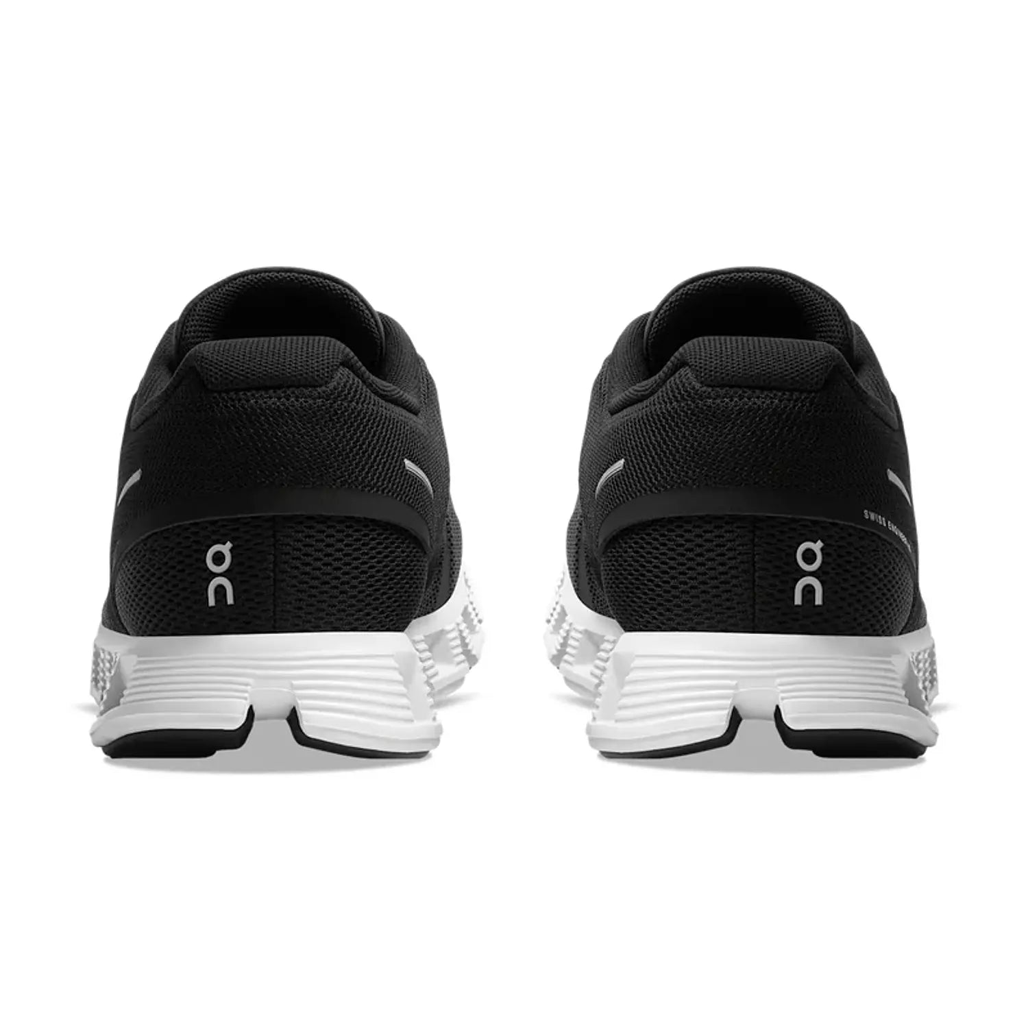 On Running Cloud 5 Black/White