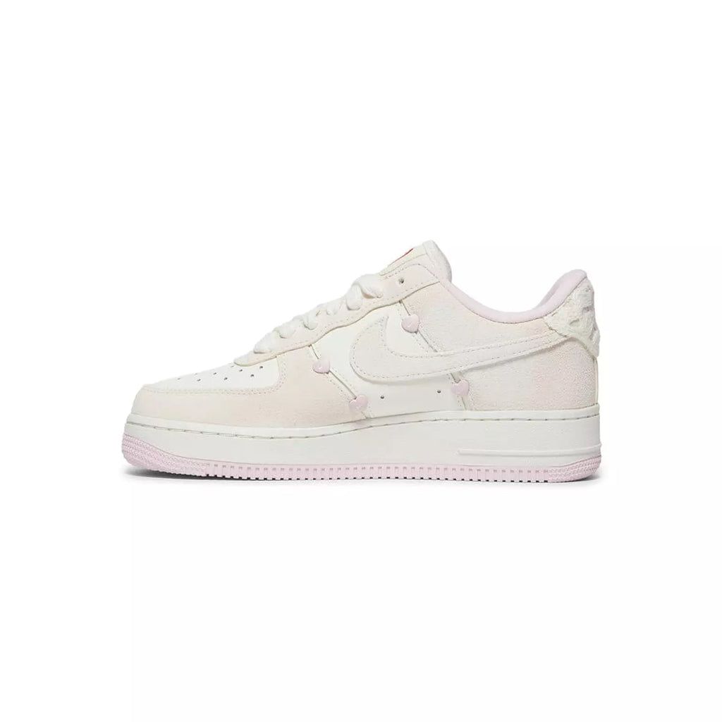 Nike Air Force 1 low valentine’s day