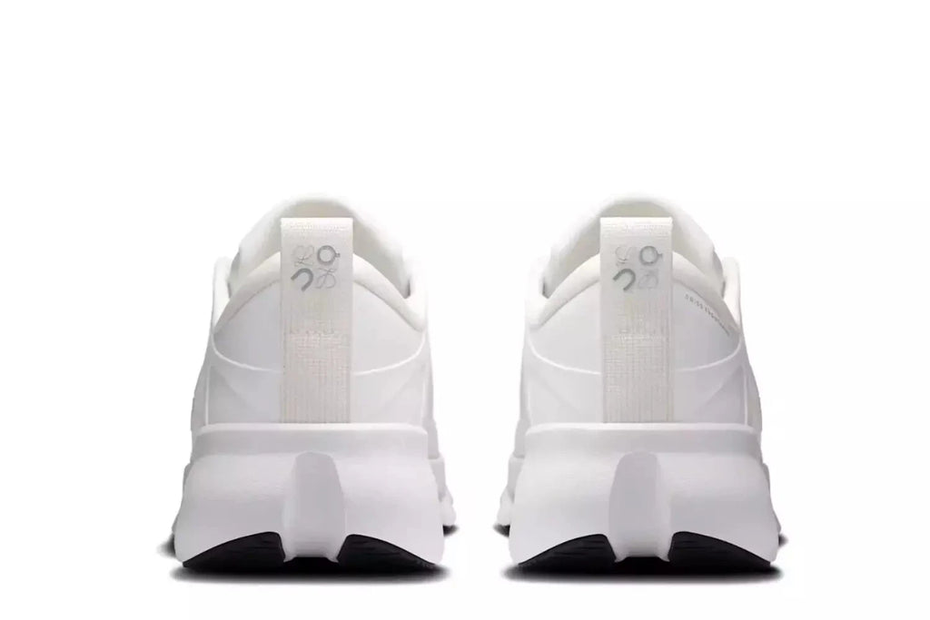 On Cloudsolo White