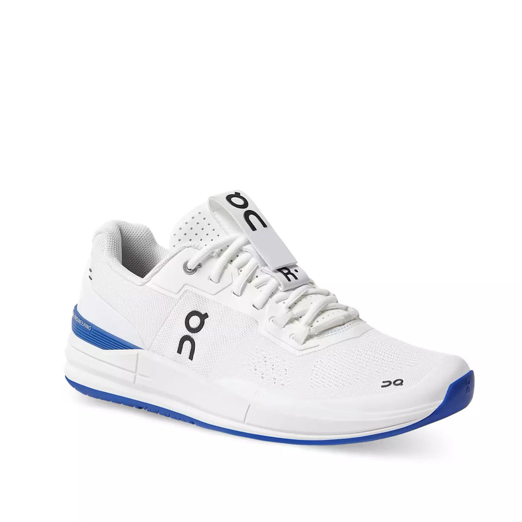 On Running ROGER Pro | White & Blue