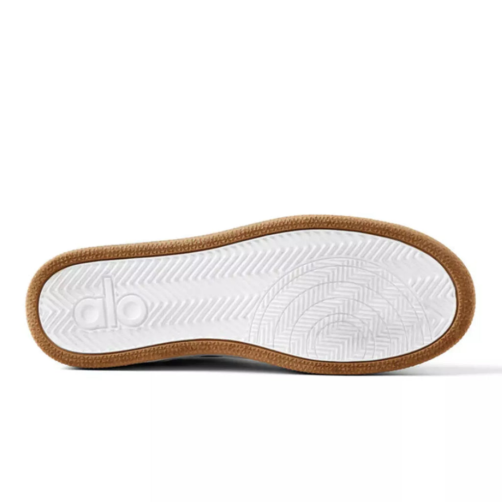 Alo Recovery Mode Sneaker- White/Gum