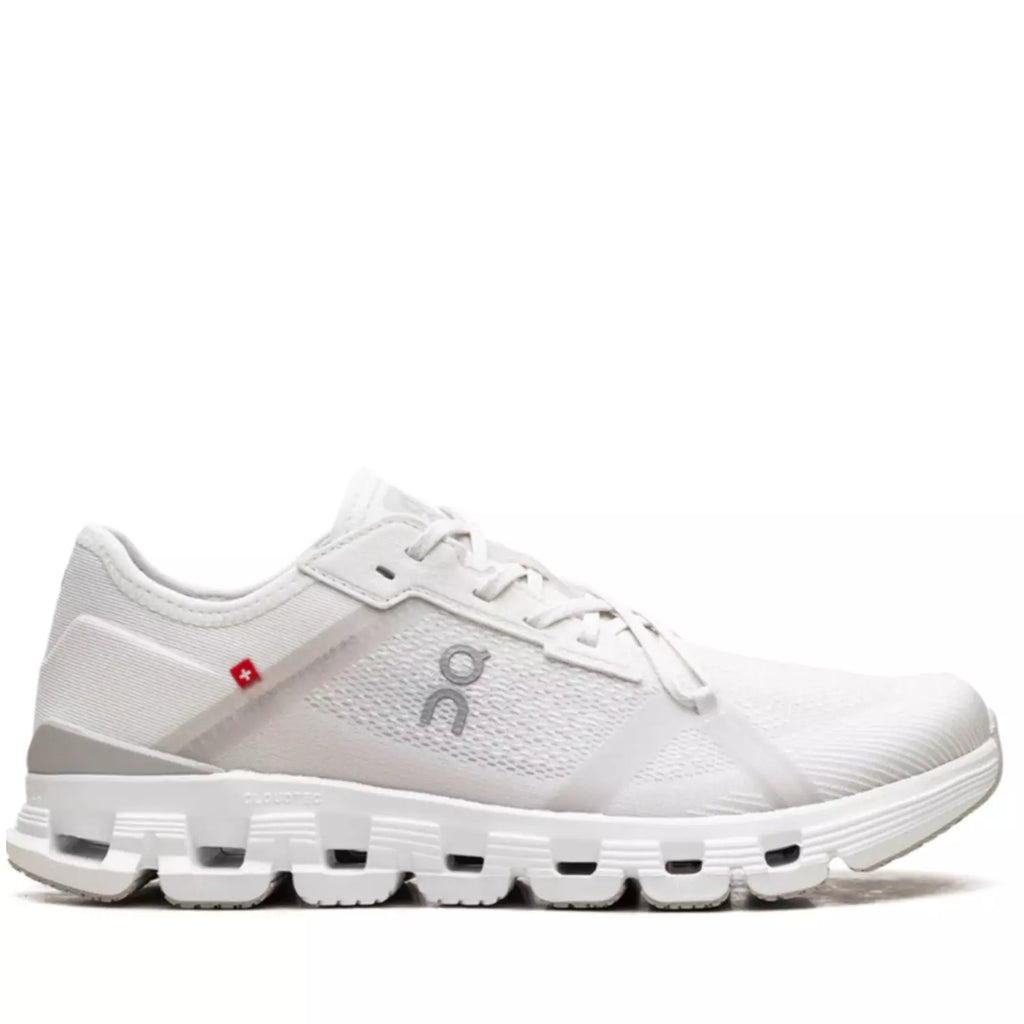 On Running Cloud X 4 AD White Wolf