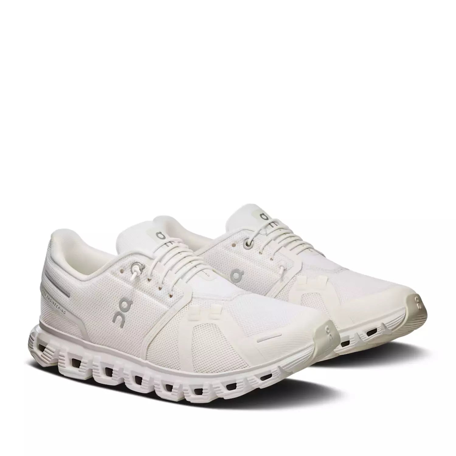 On Running Cloud 6 All White
