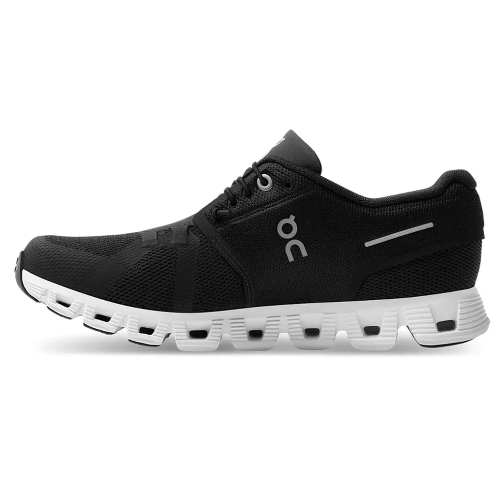 On Running Cloud 5 Black/White