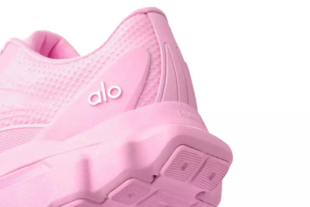 ALO RUNNER SWEET PINK