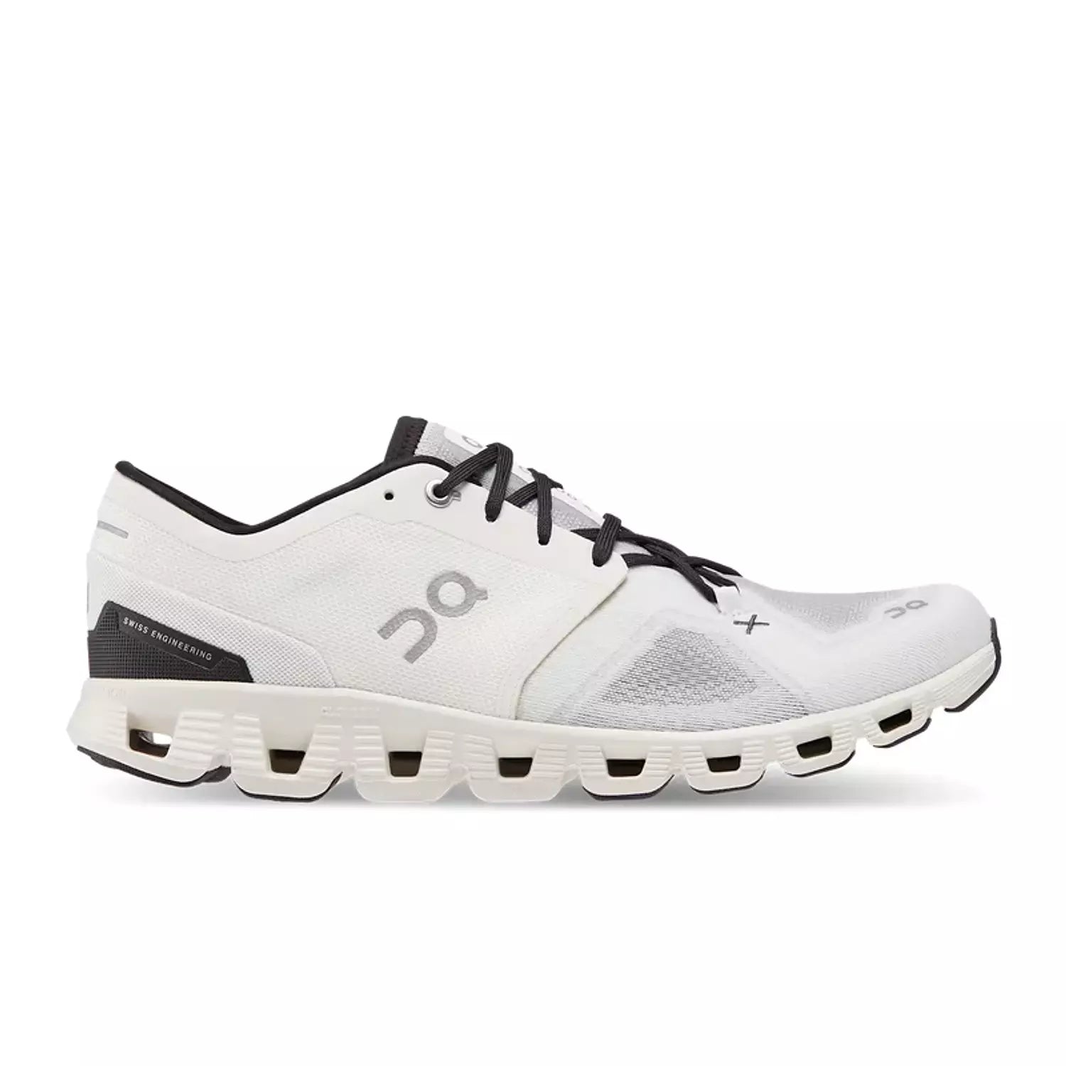 On Running Cloud X 3 White Black